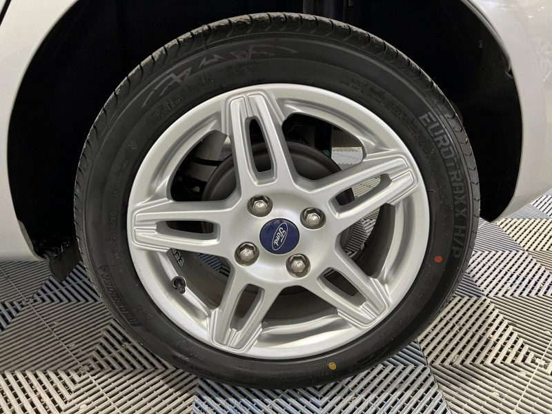 Photo 21 de l'offre de FORD FIESTA 1.0 EcoBoost 100 S&S Titanium à 10990€ chez VL Auto