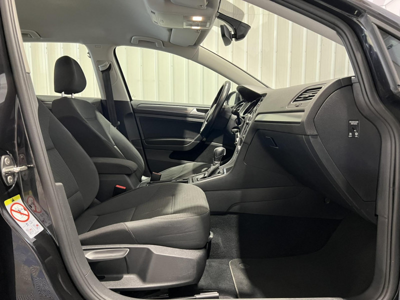Photo 14 de l'offre de VOLKSWAGEN Golf SW 1.6 TDI 115 BlueMotion Technology DSG7 Confortline Business à 9990€ chez VL Auto