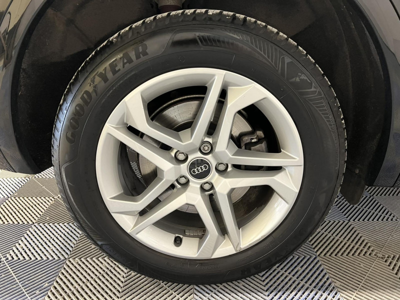 Photo 17 de l'offre de AUDI Q5  40 TDI 204 S tronic 7 Quattro Design à 34990€ chez VL Auto