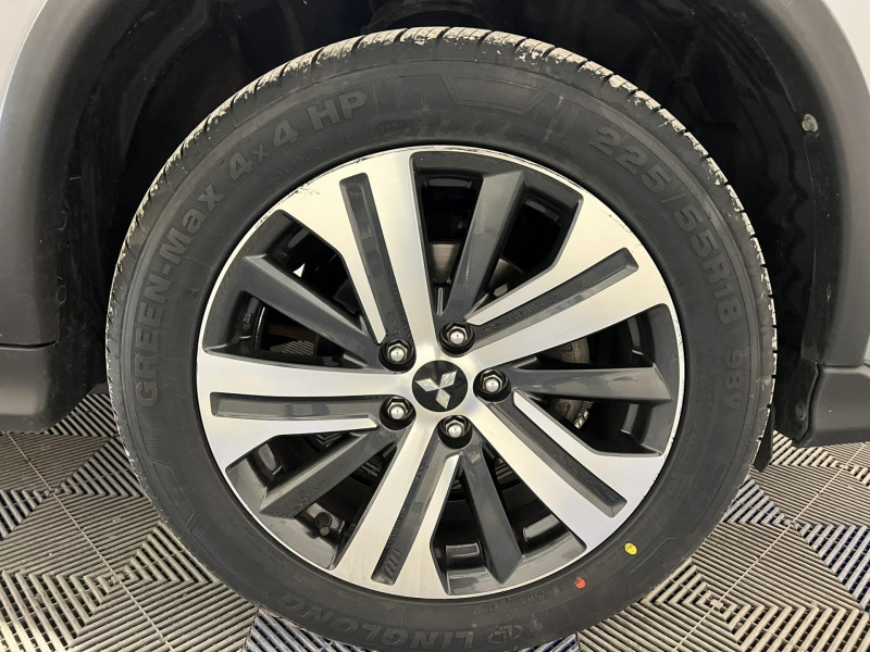 Photo 18 de l'offre de MITSUBISHI ASX 2.0 S-MIVEC 150 CVT AS&G 2WD Intense à 14990€ chez VL Auto