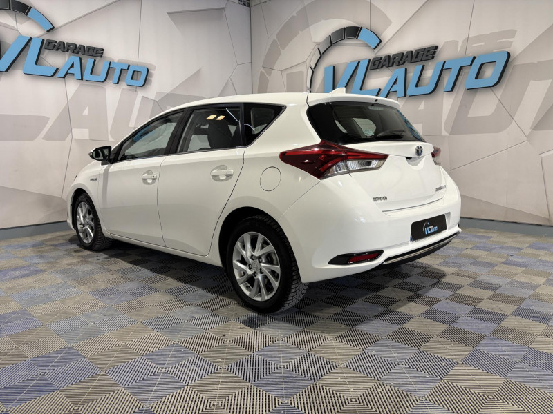 Photo 3 de l'offre de TOYOTA AURIS Hybride 136h Dynamic à 12490€ chez VL Auto