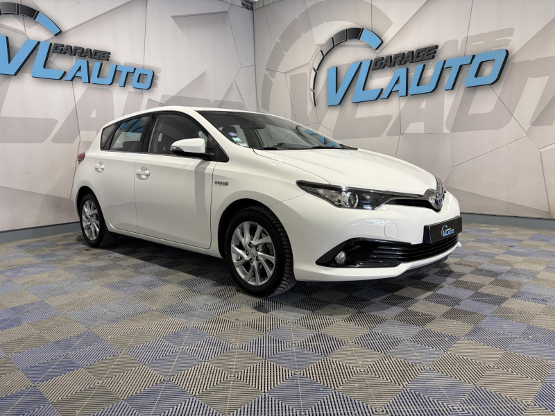 Toyota AURIS Hybride 136h Dynamic Hybride BLANC Occasion à vendre
