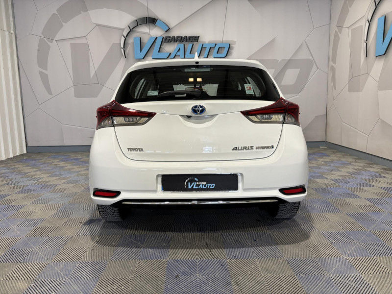 Photo 4 de l'offre de TOYOTA AURIS Hybride 136h Dynamic à 12490€ chez VL Auto
