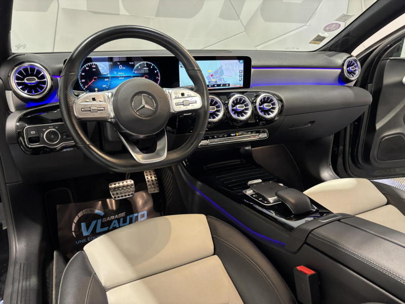 Photo 12 de l'offre de MERCEDES-BENZ CLASSE A 200 7G-DCT AMG Line à 25990€ chez VL Auto