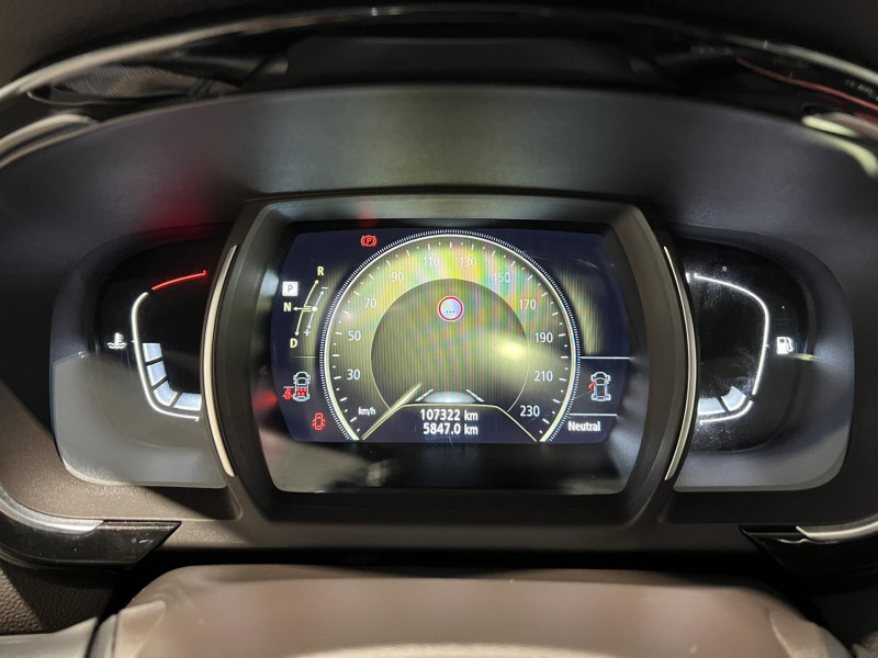 Photo 11 de l'offre de RENAULT ESPACE dCi 160 Energy Twin Turbo Zen EDC 7 Places à 16990€ chez VL Auto