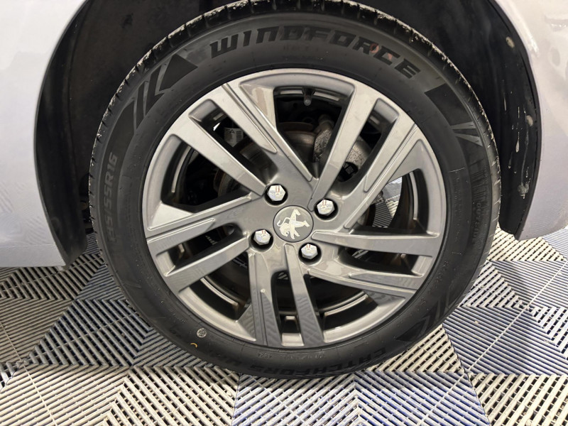 Photo 17 de l'offre de PEUGEOT 208  BlueHDi 100 S&S BVM6 Style à 13990€ chez VL Auto