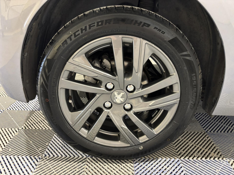 Photo 14 de l'offre de PEUGEOT 208  BlueHDi 100 S&S BVM6 Style à 13990€ chez VL Auto