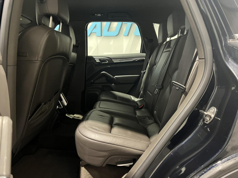 Photo 8 de l'offre de PORSCHE CAYENNE 3.0D V6 262 ch Tiptronic BVA à 34990€ chez VL Auto