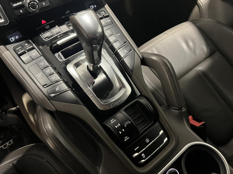 Photo 9 de l'offre de PORSCHE CAYENNE 3.0D V6 262 ch Tiptronic BVA à 34990€ chez VL Auto