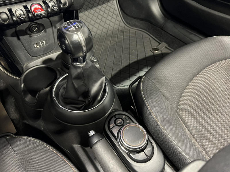 Photo 9 de l'offre de MINI MINI Cabriolet Cooper D 116 ch Chili à 14490€ chez VL Auto