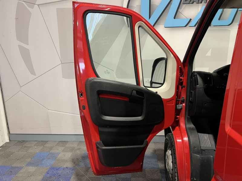 Photo 13 de l'offre de CITROEN JUMPER TOLE 30 L2H2 BLUEHDi 120 S&S BVM6 CLUB à 17490€ chez VL Auto