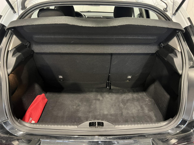 Photo 14 de l'offre de CITROEN C3  BlueHDi 100 S&S BVM6 Feel à 7990€ chez VL Auto