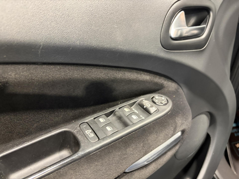 Photo 20 de l'offre de CITROEN C3 PICASSO HDi 90 Exclusive à 7490€ chez VL Auto