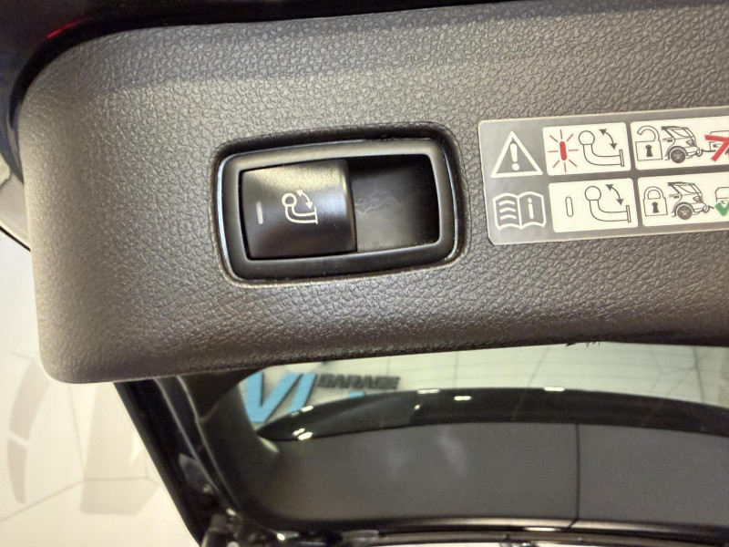 Photo 21 de l'offre de MERCEDES-BENZ GLE  350 d 9G-Tronic 4Matic Sportline à 32990€ chez VL Auto