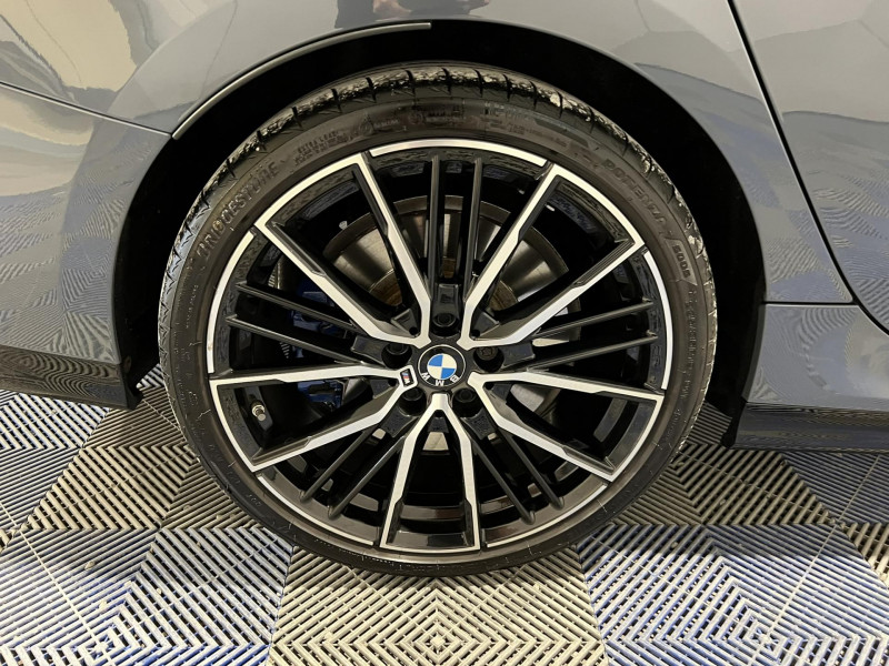 Photo 18 de l'offre de BMW serie 2 gran COUPE M235i xDrive 306 ch BVA8 F44 M Performance Gran Coupe  à 35990€ chez VL Auto