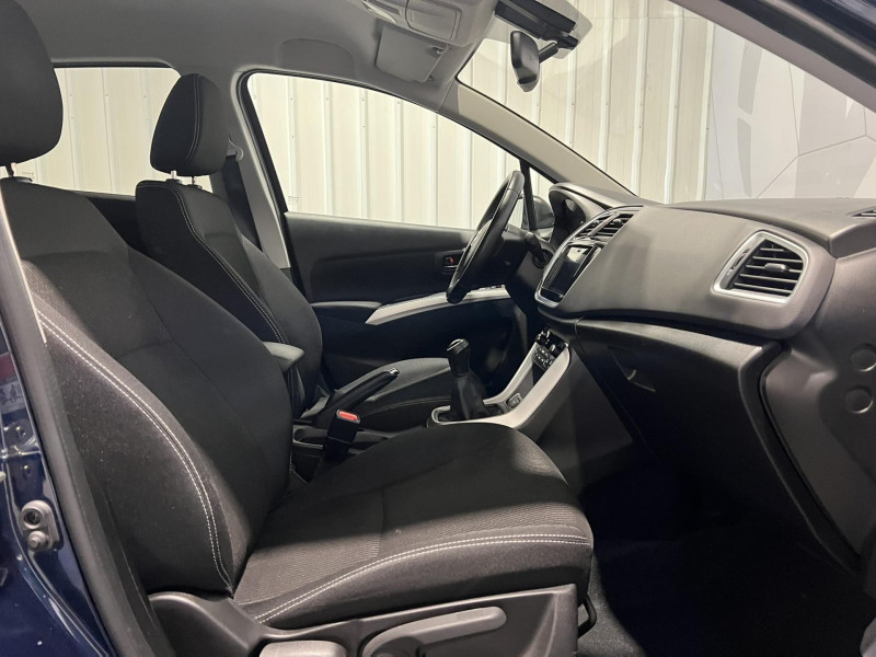 Photo 11 de l'offre de SUZUKI SX4 S-CROSS 1.0 Boosterjet Privilège à 11990€ chez VL Auto