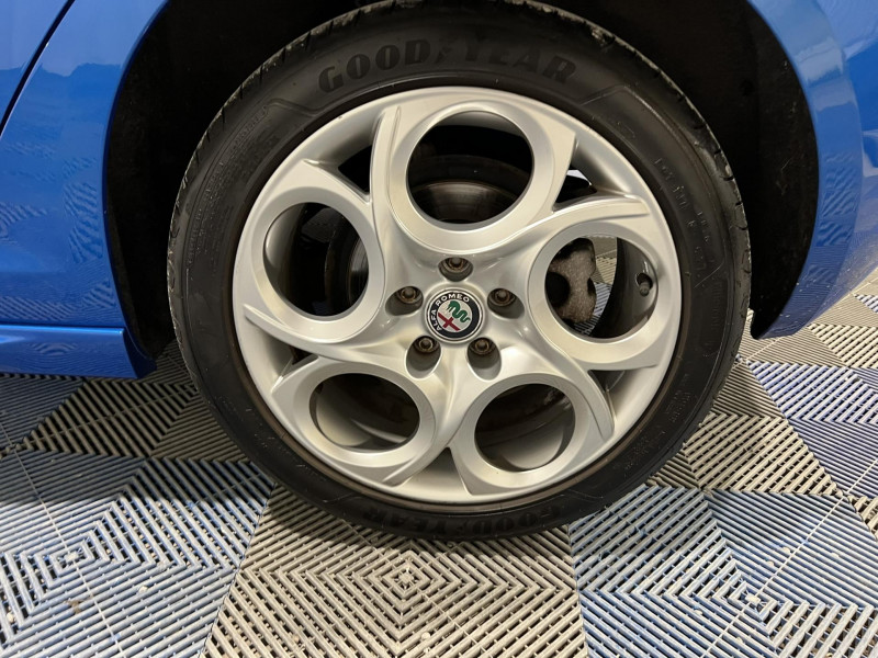 Photo 18 de l'offre de ALFA ROMEO GIULIETTA 1.4 TB MultiAir 150 ch S&S Super à 14490€ chez VL Auto