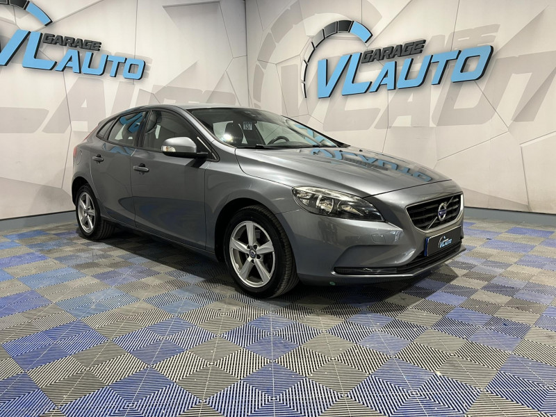 Volvo V40  D2 120 Kinetic DIESEL Gris Occasion à vendre