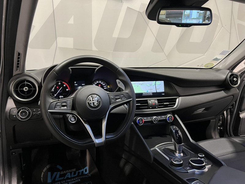 Photo 12 de l'offre de ALFA ROMEO GIULIA 2.2 180 ch AT8 Super à 19990€ chez VL Auto