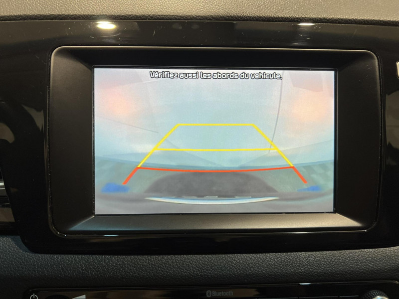 Photo 16 de l'offre de KIA NIRO 1.6 GDi Hybride 141 ch DCT6 Design à 13990€ chez VL Auto