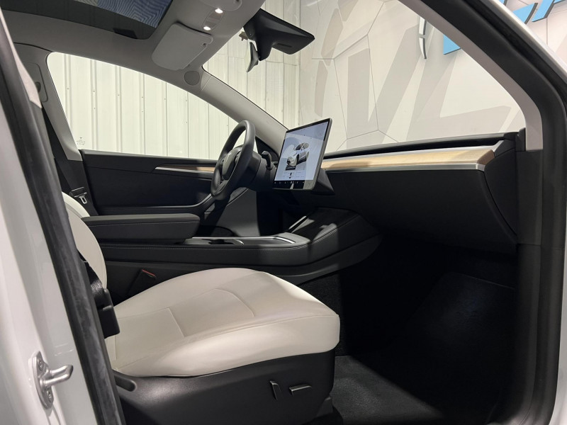 Photo 8 de l'offre de TESLA MODEL Y AWD Performance à 36990€ chez VL Auto