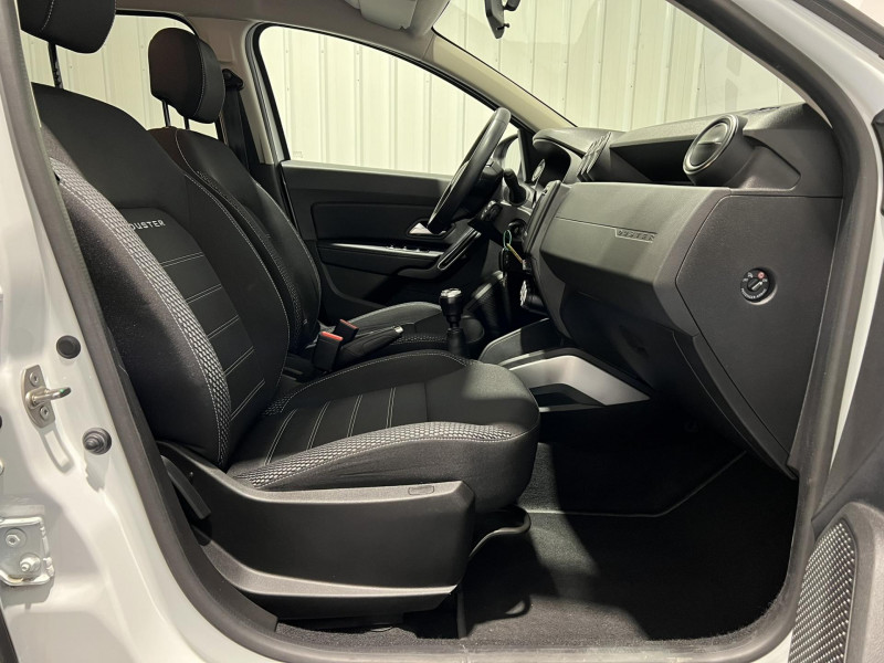 Photo 13 de l'offre de DACIA DUSTER TCe 130 FAP 4x2 Prestige à 13990€ chez VL Auto