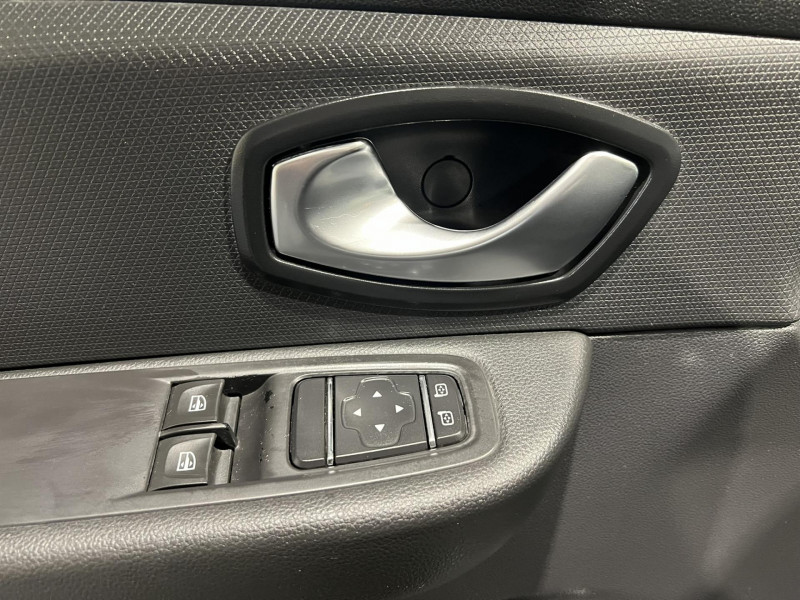 Photo 22 de l'offre de RENAULT CLIO IV TCe 90 Energy Limited à 9490€ chez VL Auto