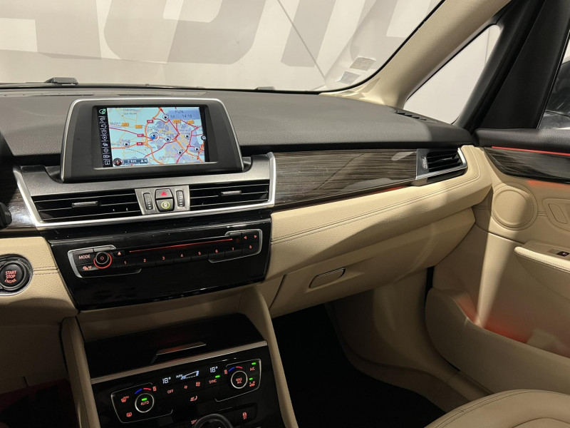 Photo 13 de l'offre de BMW SERIE 2 ACTIVE TOURER 218i 136 ch F45 Luxury Active Tourer  à 11990€ chez VL Auto