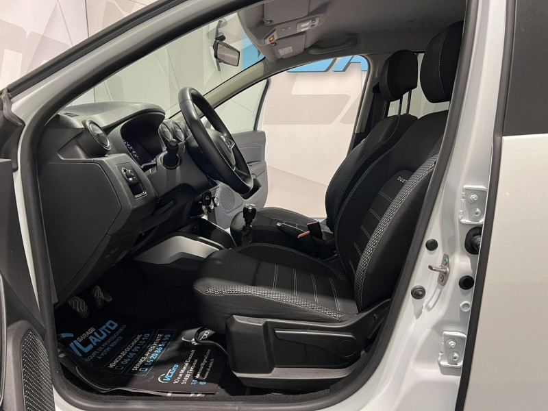 Photo 7 de l'offre de DACIA DUSTER TCe 130 FAP 4x2 Prestige à 13990€ chez VL Auto