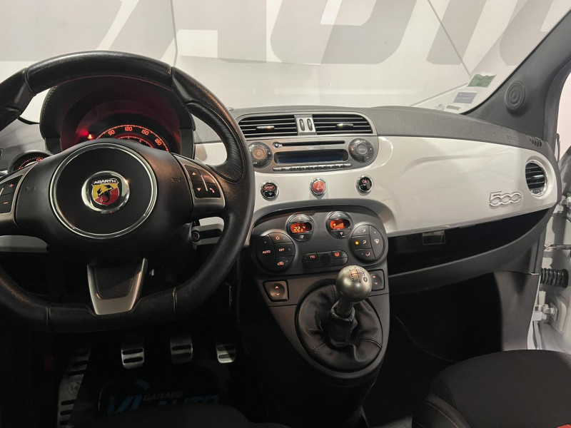 Photo 16 de l'offre de ABARTH 500  1.4 Turbo 16V T-Jet 135 ch à 9990€ chez VL Auto