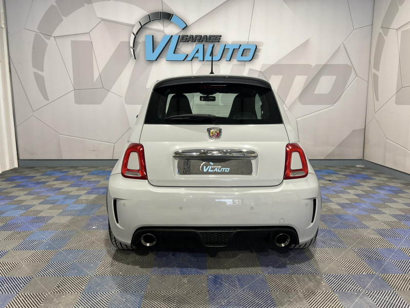 Photo 4 de l'offre de ABARTH 500  1.4 Turbo 16V T-Jet 135 ch à 9990€ chez VL Auto