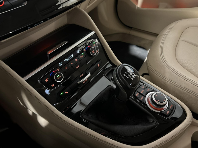 Photo 15 de l'offre de BMW SERIE 2 ACTIVE TOURER 218i 136 ch F45 Luxury Active Tourer  à 11990€ chez VL Auto