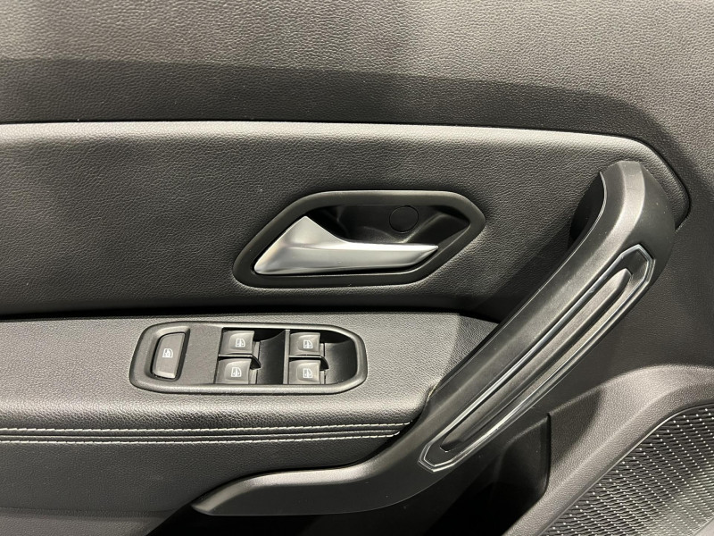 Photo 22 de l'offre de DACIA DUSTER TCe 130 FAP 4x2 Prestige à 13990€ chez VL Auto