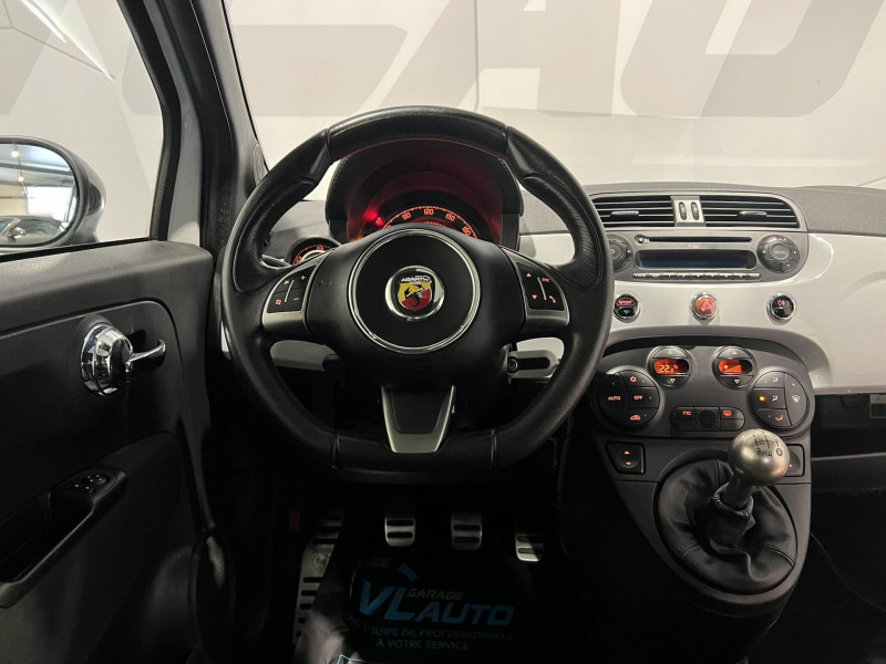 Photo 15 de l'offre de ABARTH 500  1.4 Turbo 16V T-Jet 135 ch à 9990€ chez VL Auto
