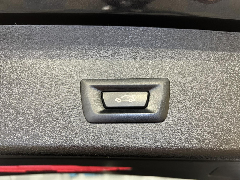 Photo 17 de l'offre de BMW X1 sDrive 18i 140 ch F48 xLine à 16990€ chez VL Auto