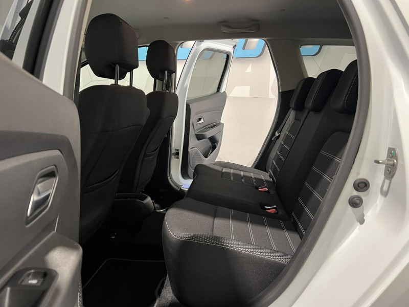 Photo 8 de l'offre de DACIA DUSTER TCe 130 FAP 4x2 Prestige à 13990€ chez VL Auto