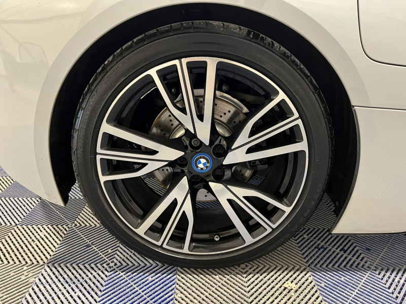 Photo 19 Bmw i8 362 ch BVA Hybride Blanc en vente chez VL Auto Photo 19 de l'offre de BMW i8 362 ch BVA à 59990€ chez VL Auto