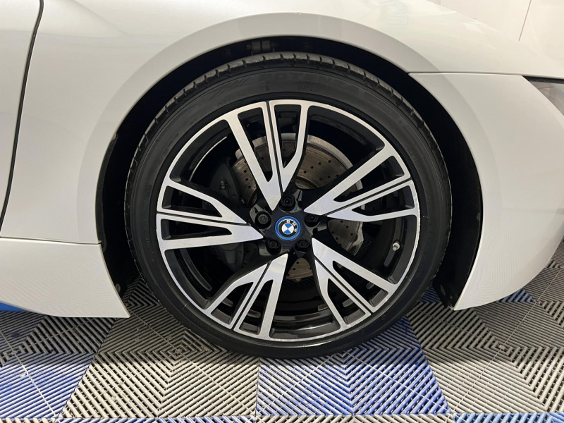 Photo 20 Bmw i8 362 ch BVA Hybride Blanc en vente chez VL Auto Photo 20 de l'offre de BMW i8 362 ch BVA à 59990€ chez VL Auto