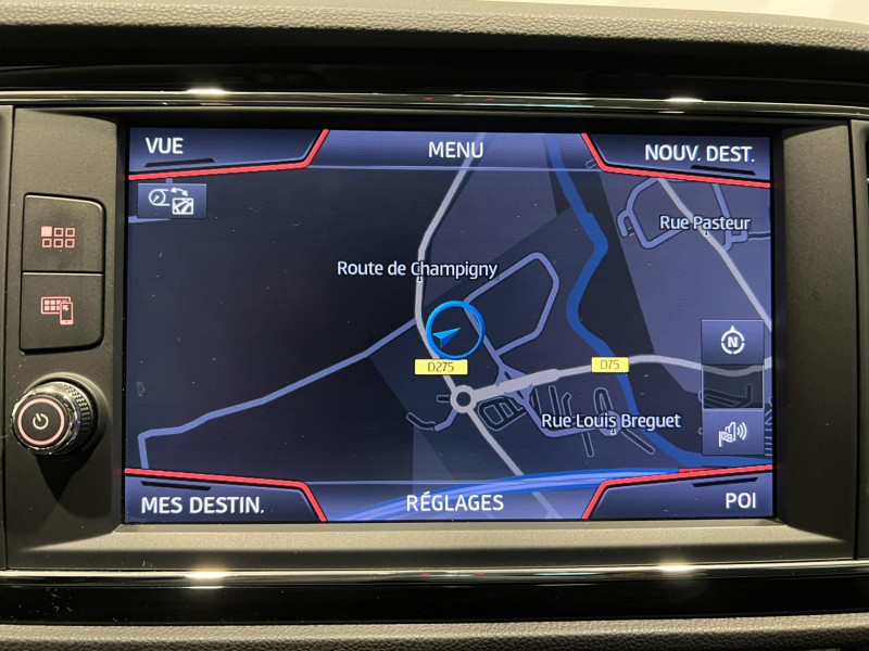 Photo 12 de l'offre de SEAT LEON 1.5 TSI 150 Start/Stop ACT BVM6 FR à 14990€ chez VL Auto