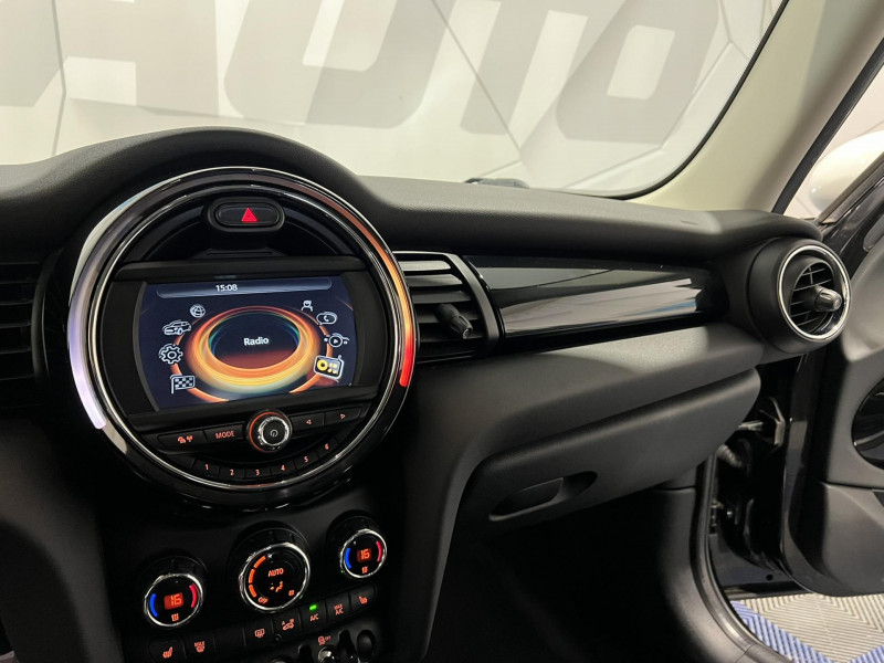 Photo 11 de l'offre de MINI MINI 5 Portes Cooper 136 ch Finition Chili BVA à 14990€ chez VL Auto