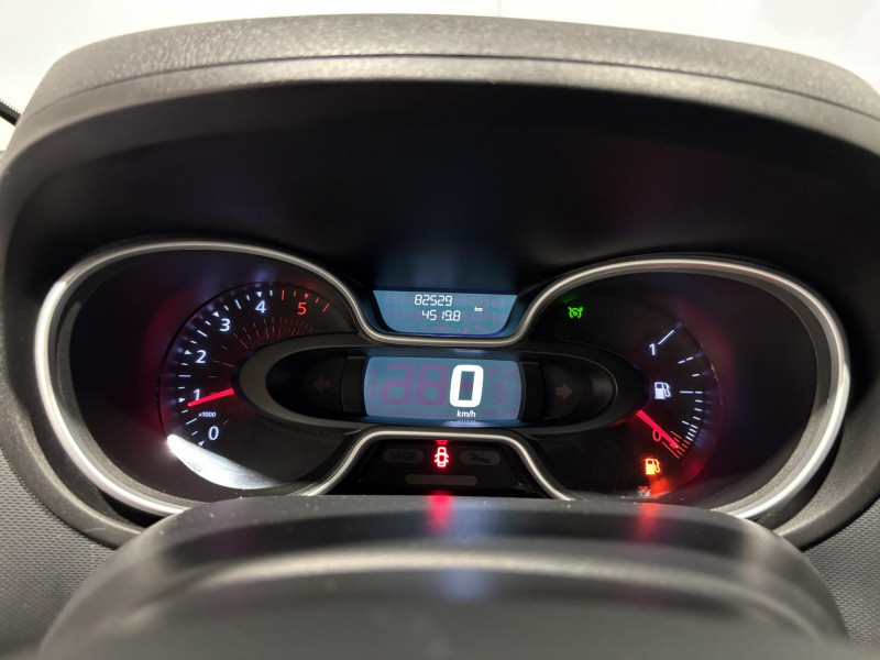 Photo 13 de l'offre de RENAULT TRAFIC FGN L2H1 1300 KG DCI 120 GRAND CONFORT * 15408 HT à 18490€ chez VL Auto