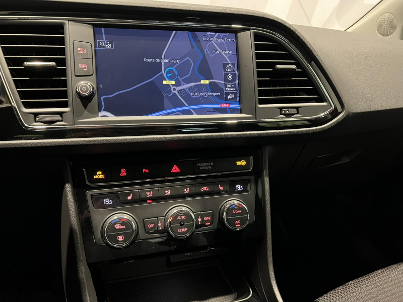 Photo 15 Seat LEON 1.5 TSI 150 Start/Stop ACT BVM6 FR ESSENCE Orange en vente chez VL Auto Photo 15 de l'offre de SEAT LEON 1.5 TSI 150 Start/Stop ACT BVM6 FR à 14990€ chez VL Auto