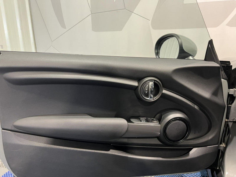 Photo 21 de l'offre de MINI MINI 3 Portes One 102 ch Edition Blackfriars à 11990€ chez VL Auto