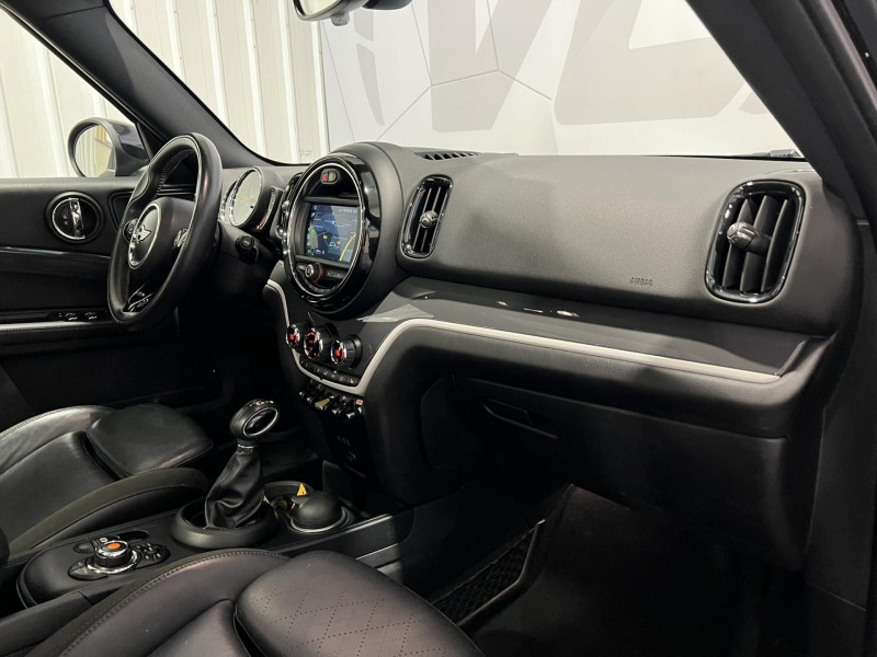 Photo 8 de l'offre de MINI COUNTRYMAN 136 - 88 ch ALL4 BVA6 Cooper SE Exquisite à 19990€ chez VL Auto