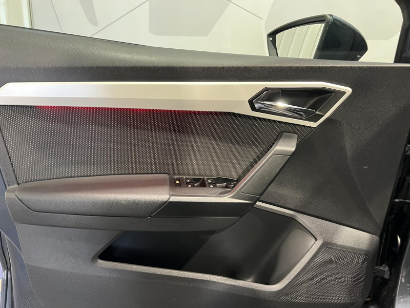 Photo 21 Seat ARONA 1.0 EcoTSI 95 ch Start/Stop BVM5 Xcellence ESSENCE Gris en vente chez VL Auto Photo 21 de l'offre de SEAT ARONA 1.0 EcoTSI 95 ch Start/Stop BVM5 Xcellence à 12990€ chez VL Auto