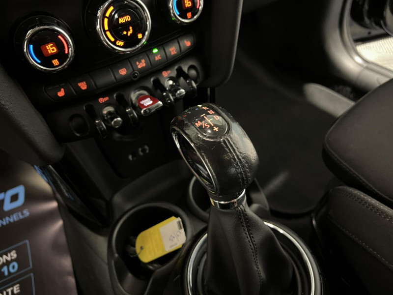 Photo 13 de l'offre de MINI MINI 5 Portes Cooper 136 ch Finition Chili BVA à 14990€ chez VL Auto