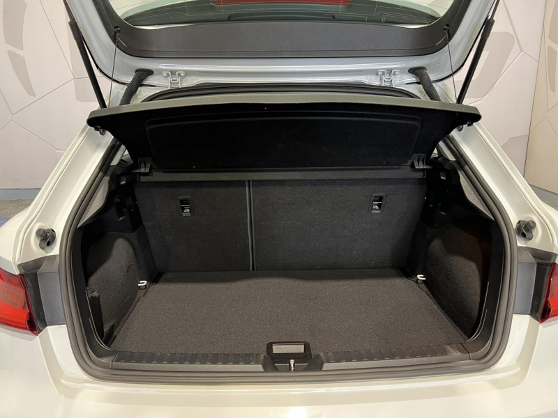 Photo 10 de l'offre de AUDI A1 SPORTBACK 40 TFSI 200 ch S tronic 6 S Line à 23990€ chez VL Auto