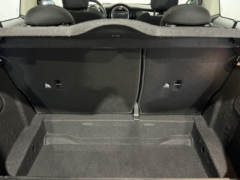 Photo 20 de l'offre de MINI MINI 3 Portes One 102 ch Edition Blackfriars à 11990€ chez VL Auto