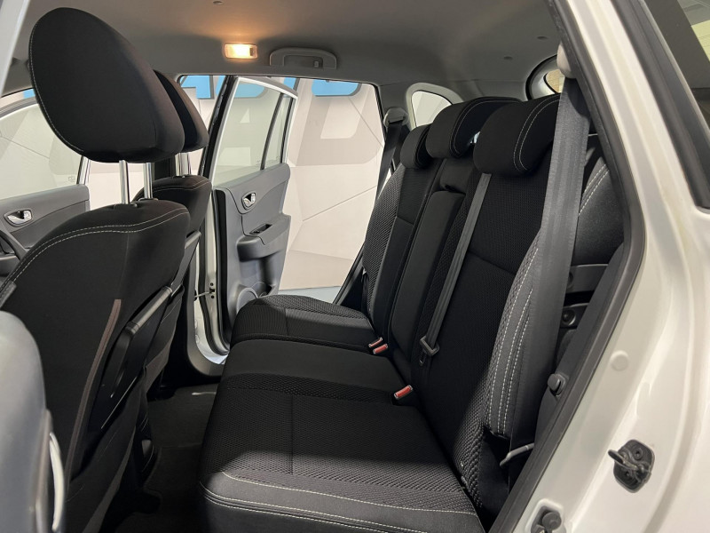 Photo 8 de l'offre de RENAULT KOLEOS 2.0 dCi 150 4x4 FAP Carminat à 10990€ chez VL Auto