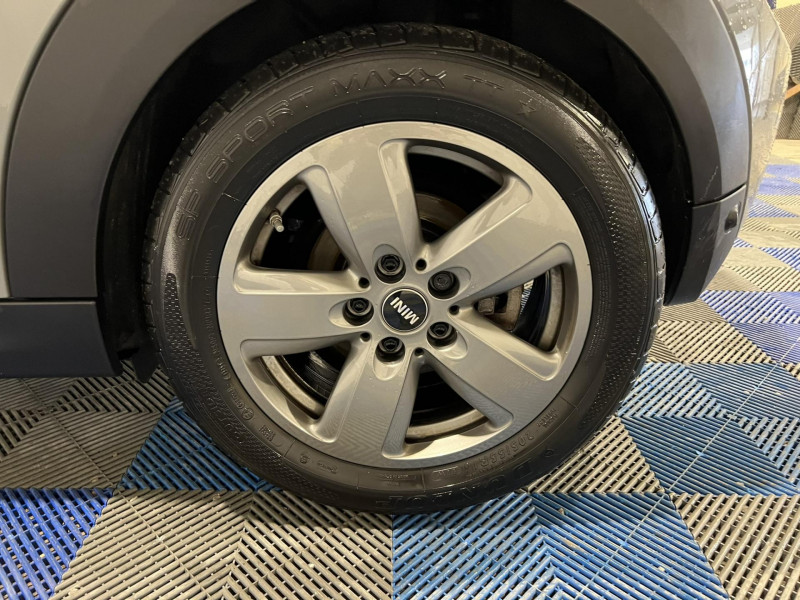 Photo 19 de l'offre de MINI MINI 3 Portes One 102 ch Edition Blackfriars à 11990€ chez VL Auto